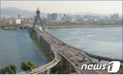 서울시, 시민 대표 참여한 올림픽대교 안전점검 실시
