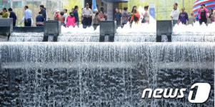 보기만 해도 시원한 청계천