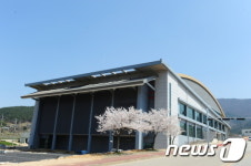 고창군립체육관 이달 말 개관