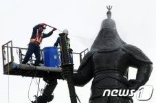 세수하는 이순신 장군