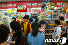 대목 맞은 문구·완구 도매시장