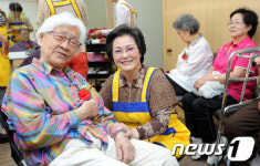 옥수동 주민센터, &apos;알뜰미용카페&apos; 개장