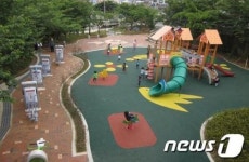 [사진]창원시‘진해구 풍호동 어린이공원’ 새 단장