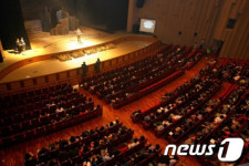 [문화가]부산국제연극제 폐막…1만2천명 관람 폐막