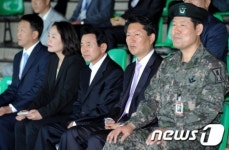 도라산전망대 찾은 민주통합당 한반도평화본부