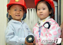 &apos;우리는 병아리 소방관&apos;