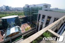 국회 제2의원회관 초호화 논란