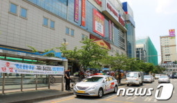 [사진]인천택시파업, 한가한 택시 승강장