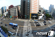 남산~명동 잇는 횡단보도 개통