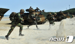 &apos;해병대! 돌격!&apos;