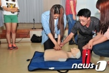 [사진] 조선대 보건진료소 심폐소생술 교육