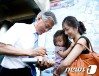 거제 찾은 문재인 상임고문