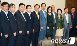 황우여 새누리당 대표, 무역업계와 간담회