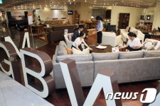 아이파크, 백화점 최대규모 &apos;수입명품가구관&apos; 오픈