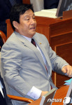본회의 참석한 김형태 의원