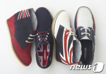 영국 국기 새겨진 한정판 신발신고 런던올림픽 응원