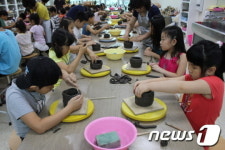 인천 서구, 여름방학 도자기 특강 ‘꽃을 품은 도자기’