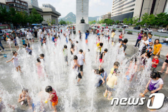 어린이들의 중복 더위 피하기