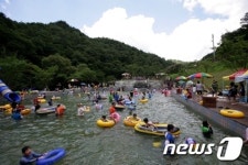 [사진] '물놀이 천국' 영암으로 피서 오세요