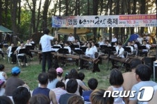 충북 영동,  &apos;피서지 이색 음악회&apos; 눈길
