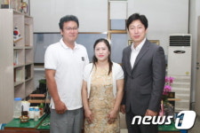 부산 사하구 기업가,동아대 수영부 발전기금 3백만원 전달