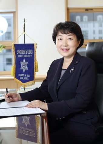 황선혜 숙명여대 제18대 총장 취임