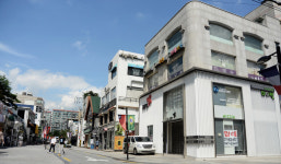 ‘젠트리피케이션 1번지’ 압구정이 살아났다