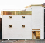 율이에, 성수동에 첫 플래그십 스토어 오픈