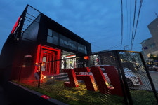 신한코리아, UFC 플래그십 속속 오픈