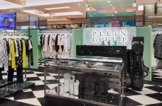 “더, 더 비싸게”...럭셔리 브랜드, 골프 시장 속속 진출