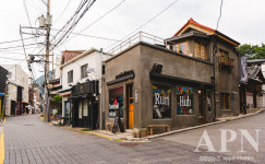 글로벌 스포츠, 로드 매장 투자 확대