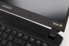 마우스만 꼽으면 PC방이 되는 노트북, GIGABYTE AORUS 15G WB i7