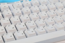 게이밍 키보드의 교과서, CHERRY G80-3000S RGB TKL 화이트 적축 피씨디렉트