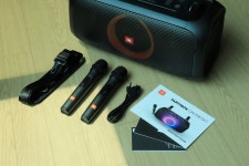 흥 빼면 시체 한국인 취향 저격 스피커, JBL PARTYBOX ON-THE-GO