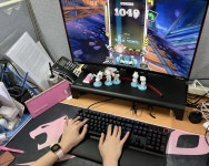 밤에도 문제없다! 저소음으로 즐기는 리듬 게임 특화 키보드 등장!
