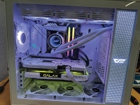 PC도 예뻐야 한다! 화이트 감성 충만한 조립 PC 만들기