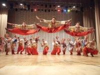 꾸미지 않은 육중한 음색에 반하다