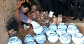 100년전 제작기법으로 만든 조선백자