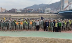 동두천 민·관·군 봄맞이 환경정화