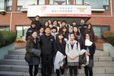 과천여고 2학년 학생들 소방관에 샌드위치 전달