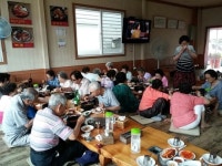 오산 궐동 청기와 감자탕, 경로당 어르신 점심 대접