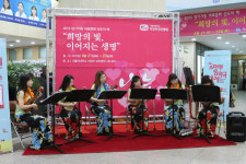 경쾌한 음악선물로 환자 마음까지 힐링