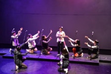 차가운 겨울, 안산 달구는 청춘들의 열정과 사랑