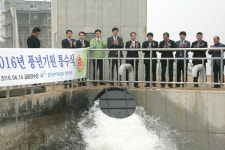 올해 농사도 대풍 들기를…