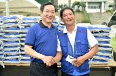 市, 재고량 많은 강화쌀 구매… 농민 돕기 동참