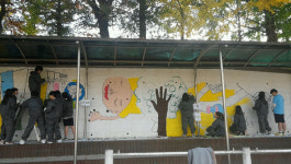 의왕부곡中, 학교 담장에 벽화그리기 호평