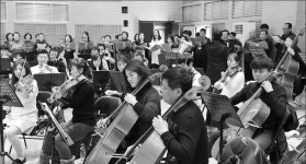 연변가무단 70돌… 대형음악서사시 장백의 노래 공연