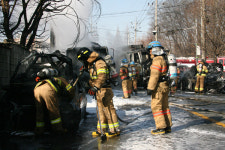평택 송탄공단내 도로에서 25t 탱크로리 차량 화재