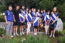광명바르게살기 광복절 행사 광명동굴 소녀상 홍보 앞장