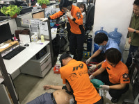 두 손의 기적에 감동… 당신들이 진짜 영웅!